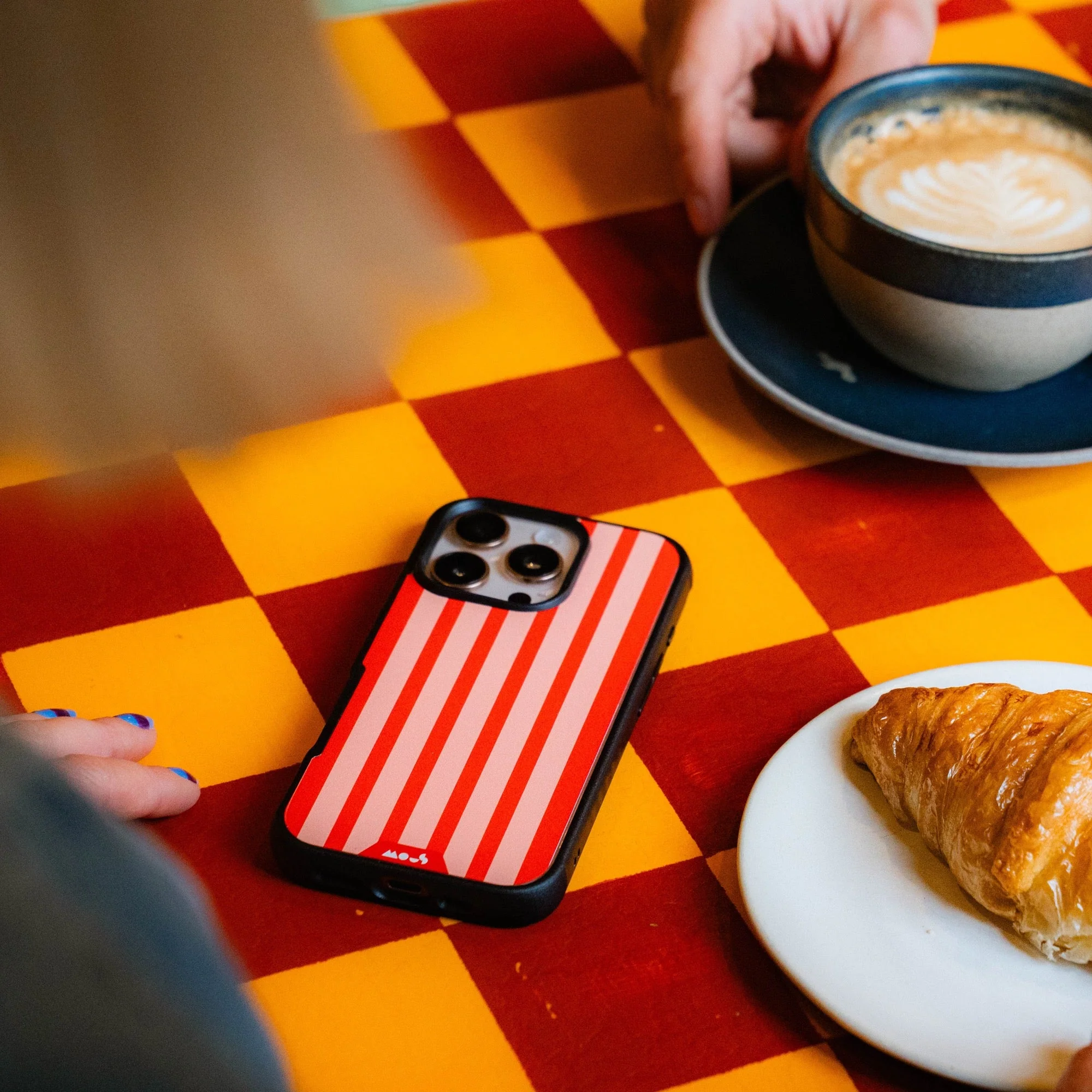 Candy Protective Phone Case - Treat MagSafe - Image 4