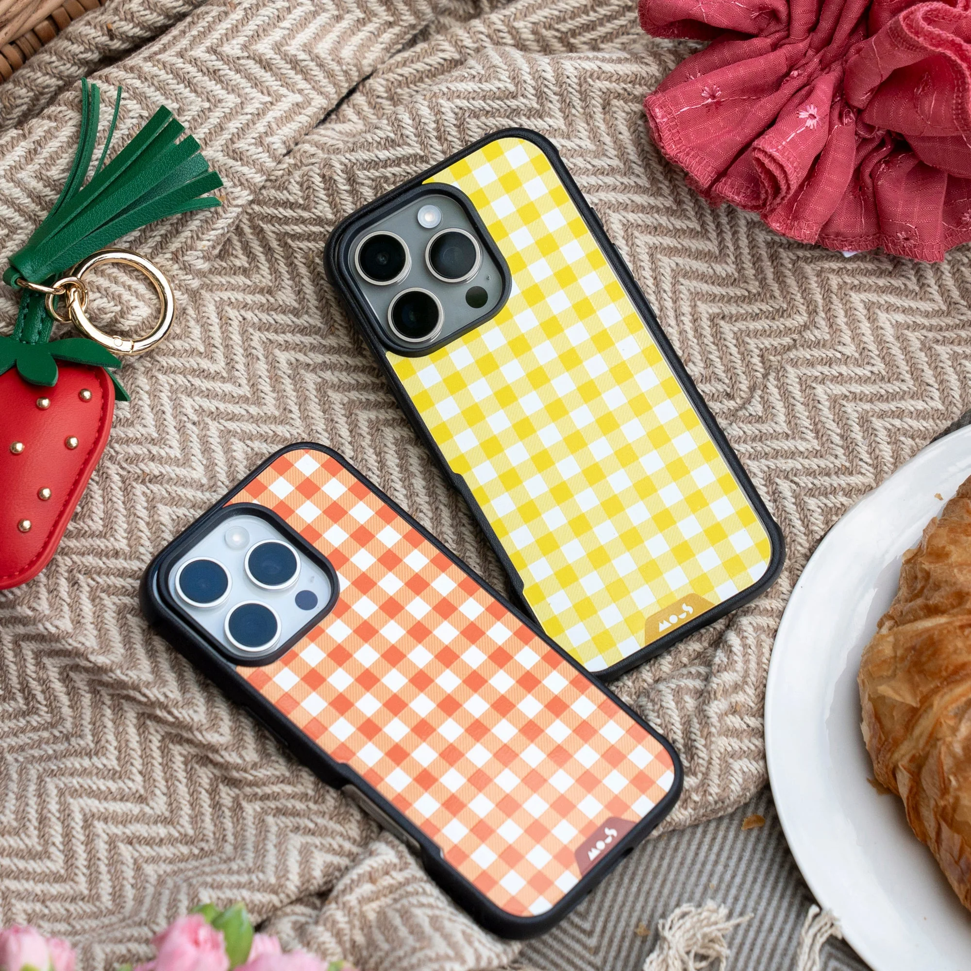Dandelion Protective Phone Case - Picnic - Image 9